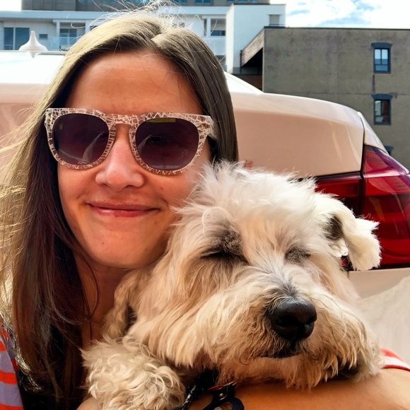 Meet your Posher, Lauren - Picture 1 of 1